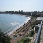 Akra チェルノモレツ