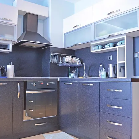 Akra Апартамент