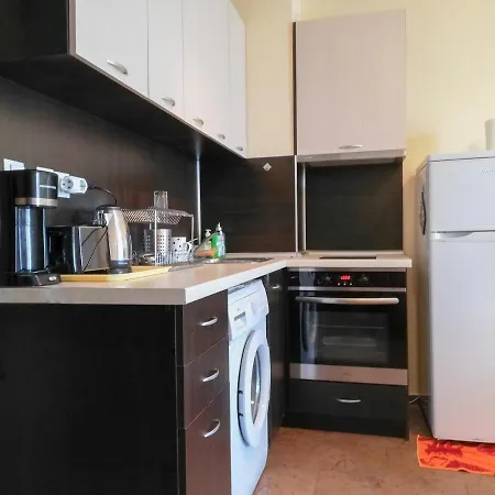 Akra Апартамент