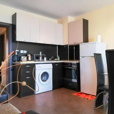 Akra * Черноморец