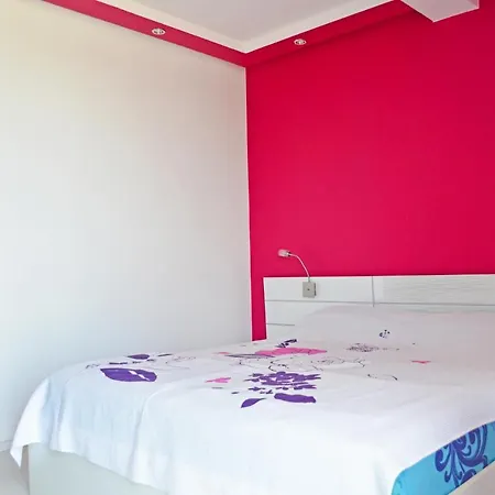 Akra Апартамент Черноморец