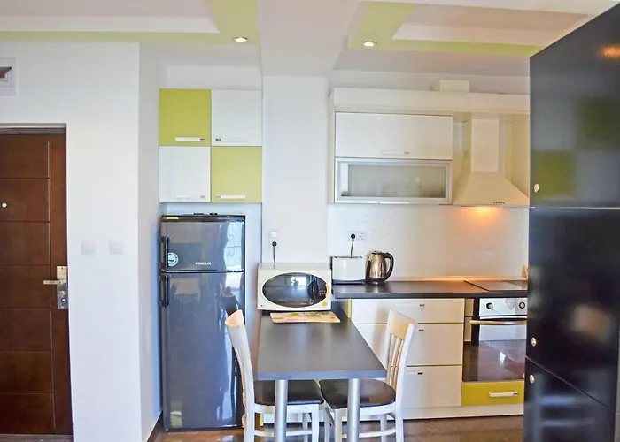 Akra * Tchernomorets