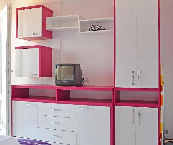 Апартаменты Akra